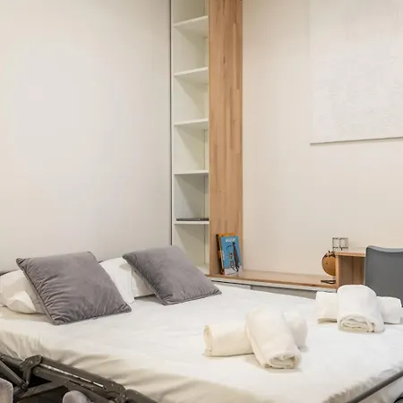Quiet, Minimalist In 16th - 2min From Metro * Paris
